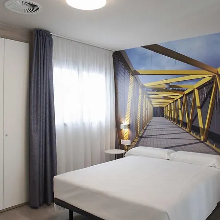 Apartahotel Divan Vitoria