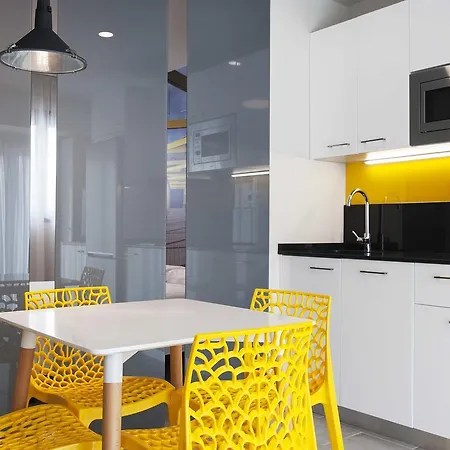 Apartahotel Divan Vitoria