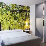 Divan 4*