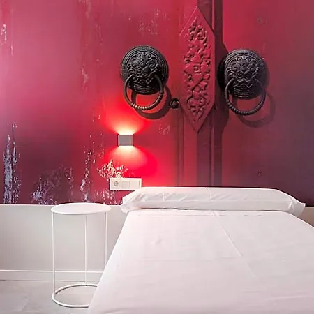 Aparthotel Divan 4*