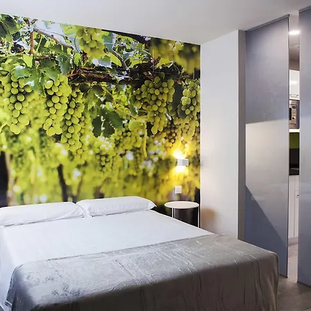 Divan 4*