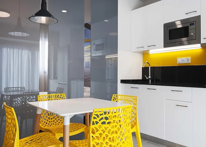 Apartahotel Divan Vitoria